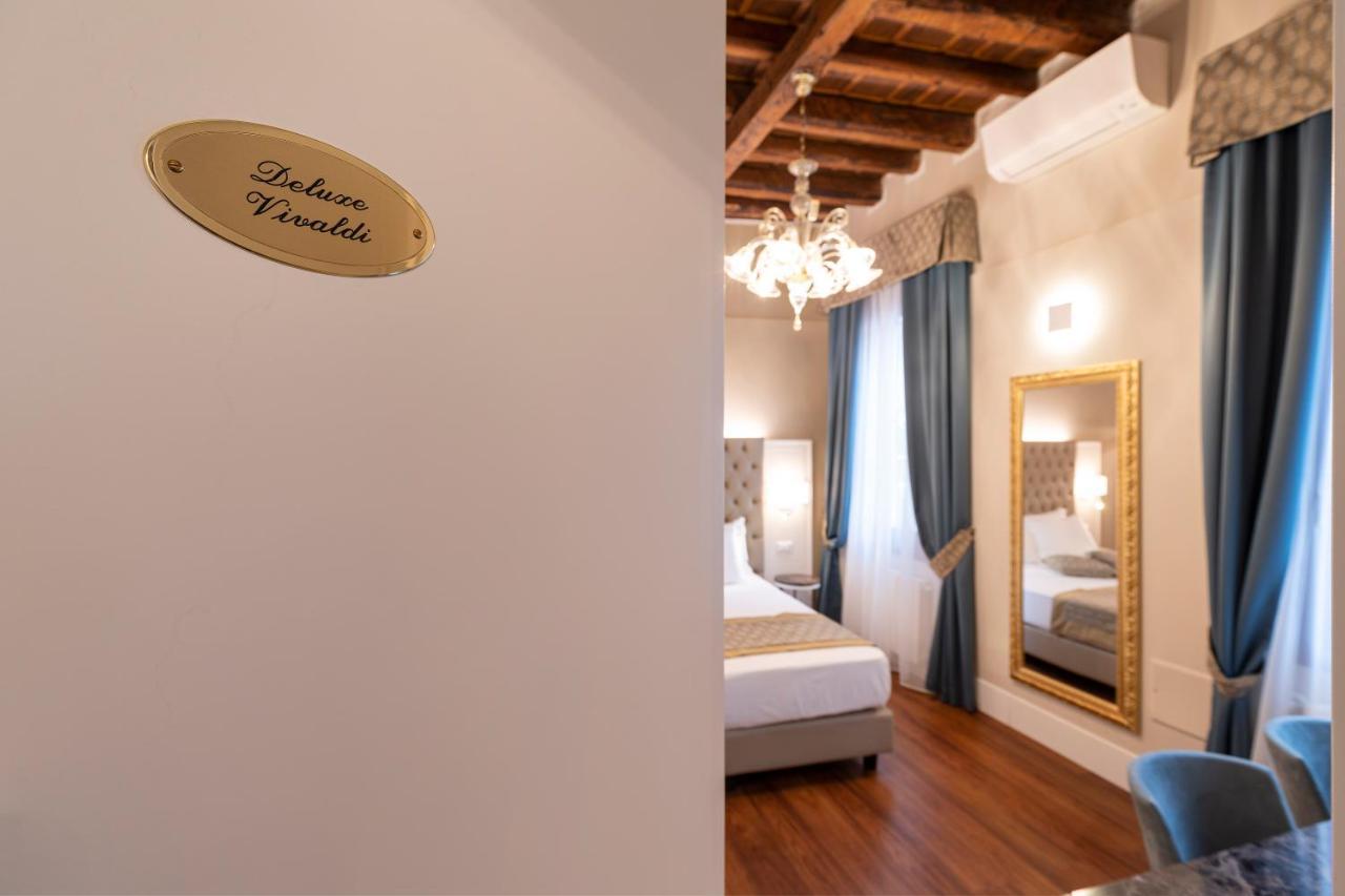 Residenza La Duchessa Deluxe Rooms Venice Ngoại thất bức ảnh