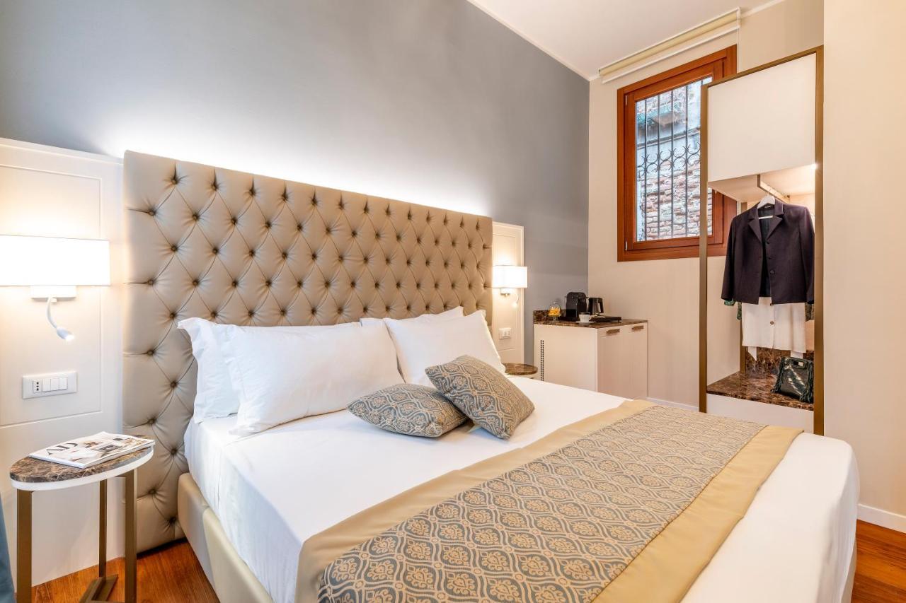 Residenza La Duchessa Deluxe Rooms Venice Ngoại thất bức ảnh